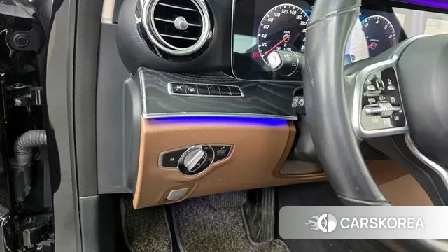 Mercedes-Benz E-Class W213 id 3742492 из Кореи 7