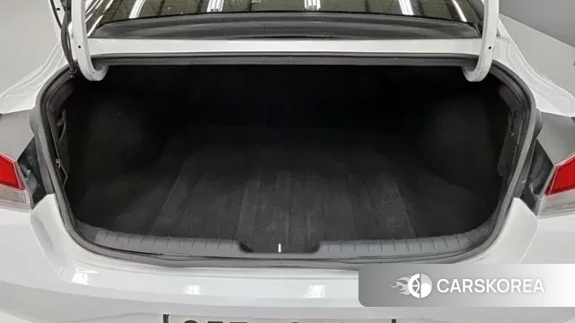 Hyundai Avante Hybrid (CN7) id 3003857 из Кореи 7