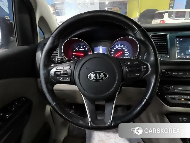 Kia The New Carnival id 3557647 из Кореи 7