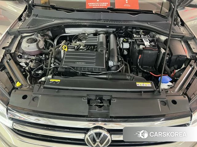 Volkswagen Bora id 4273632 из Китая 7