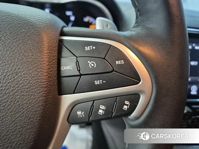 Jeep Grand Cherokee id 4304703 из Кореи 7