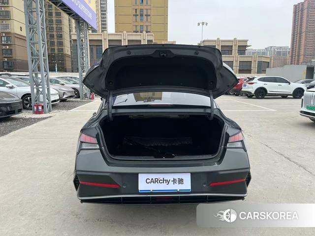 Hyundai Elantra id 4276063 из Китая 7
