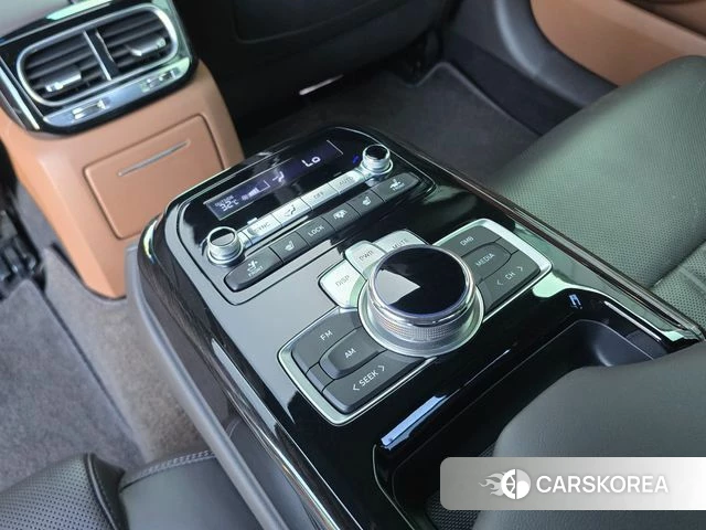 Genesis G90 id 4780117 из Кореи 7