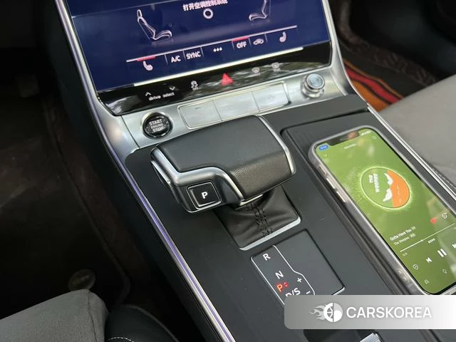 Audi A6L id 4259446 из Китая 7