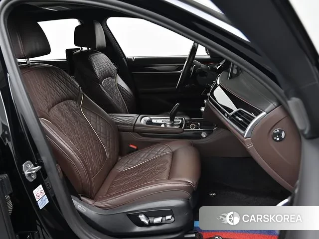 BMW 7 Series (G11) id 3017439 из Кореи 7