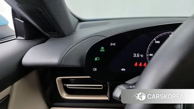 Porsche Taycan id 3591720 из Кореи 7