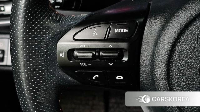 Kia Stonic id 4895535 из Кореи 7