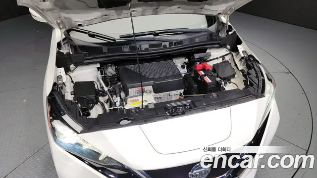 Nissan Leaf (ZE1) id 2686581 из Кореи 7