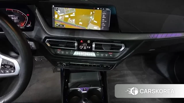 BMW 1 Series (F40) id 3022410 из Кореи 7