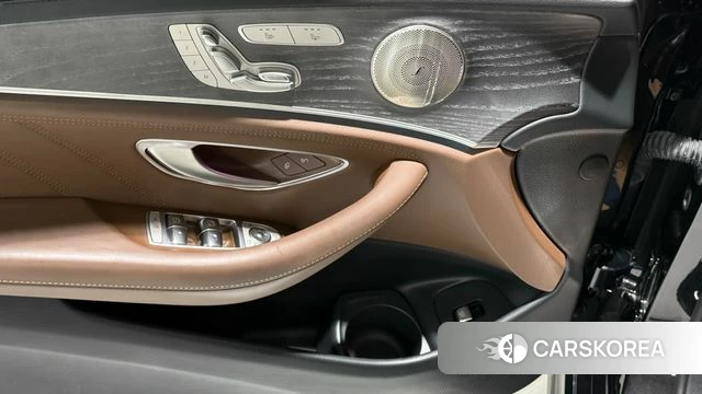 Mercedes-Benz E-Class W213 id 4322696 из Кореи 7