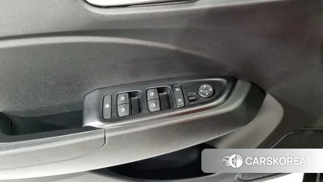 Hyundai Venue id 3117271 из Кореи 7