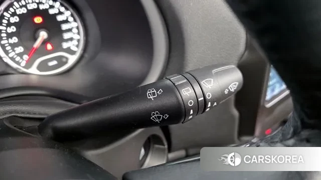 Jeep Renegade id 3676228 из Кореи 7