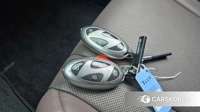 Hyundai Grandeur (GN7) id 4442665 из Кореи 7