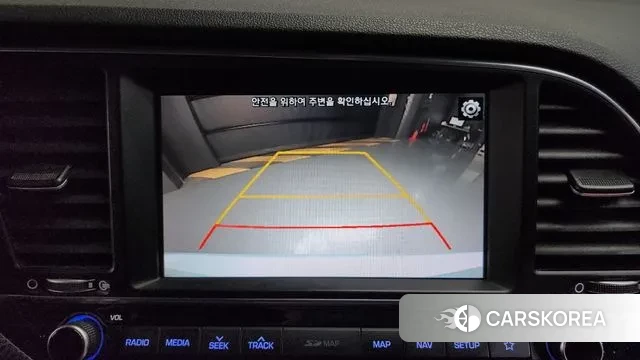 Hyundai Avante AD id 3536399 из Кореи 7