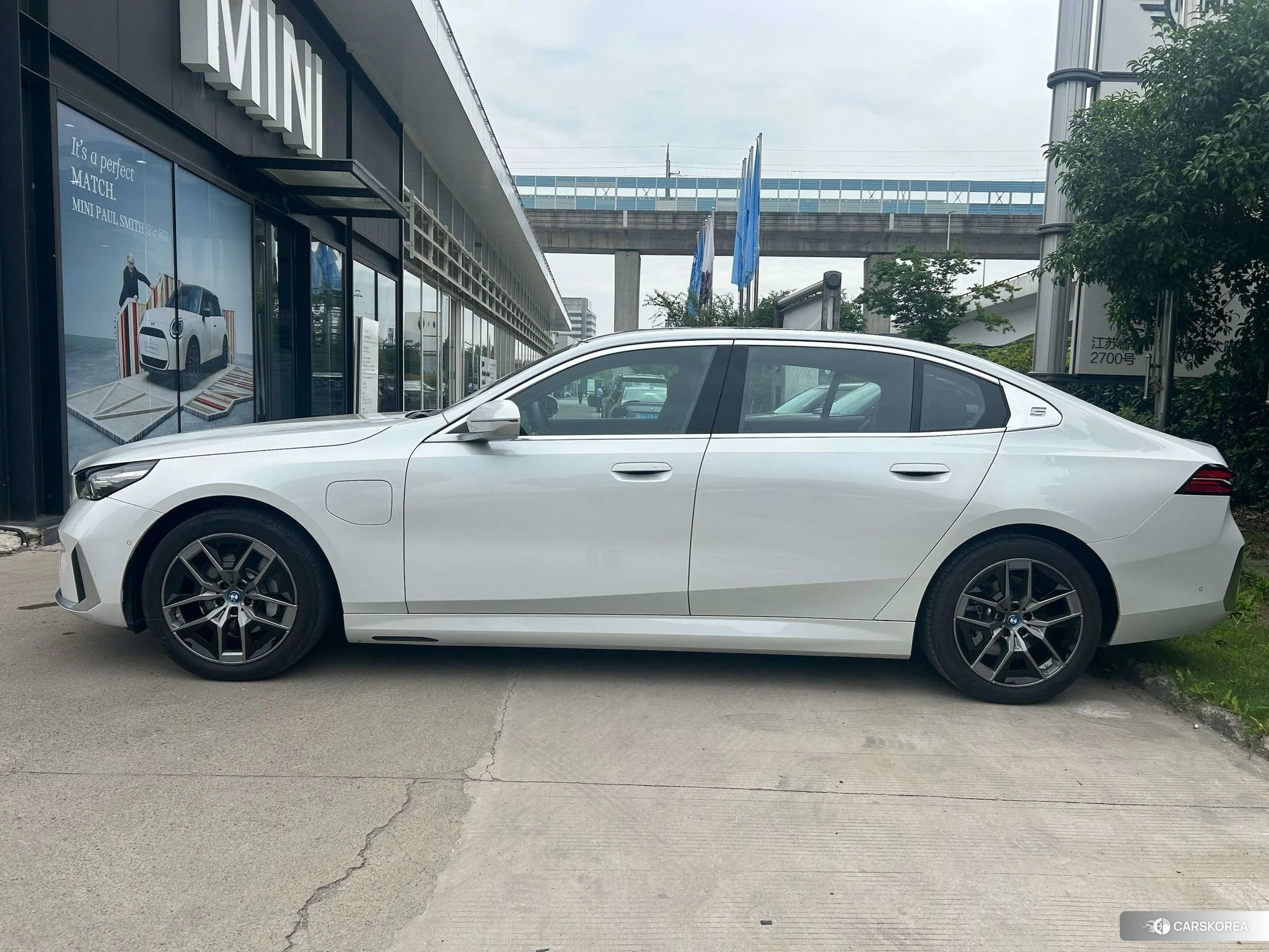 BMW i5 id 4487394 из Китая 7
