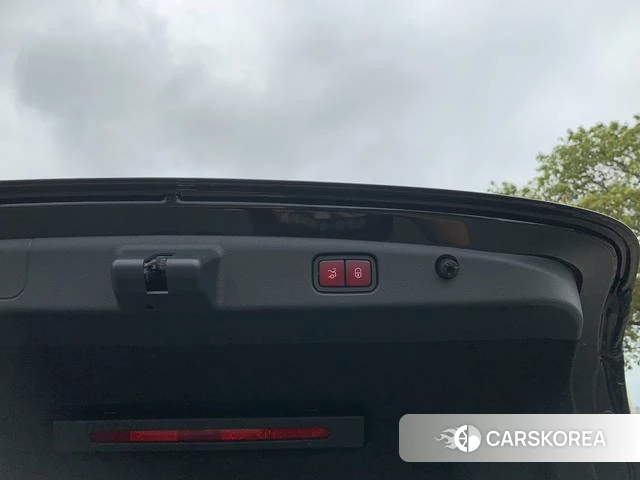 Mercedes-Benz E-class id 4299591 из Китая 7