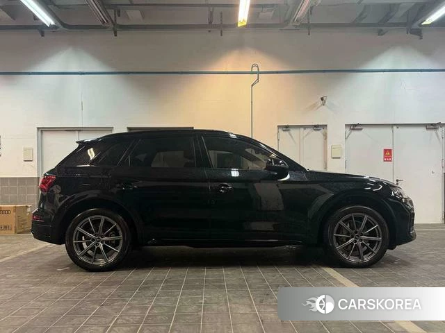Audi Q5L id 4275483 из Китая 7