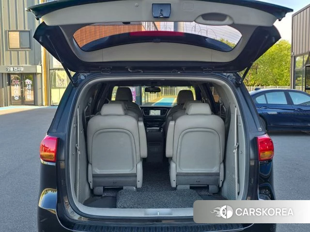 Kia All New Carnival id 4300611 из Кореи 7