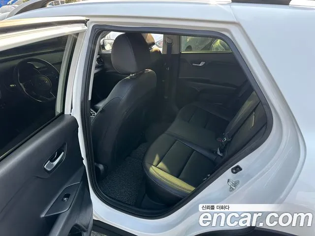 Kia Stonic id 2550732 из Кореи 7