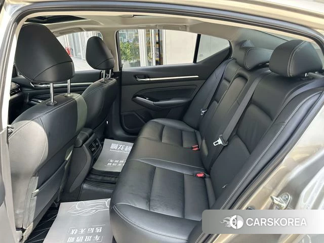 Nissan Teana id 4227338 из Китая 7