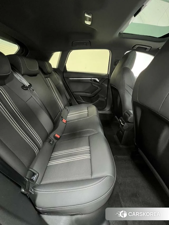 Audi A3 id 4263304 из Китая 7