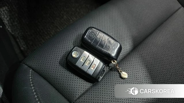 Kia The New K3 id 3925152 из Кореи 7