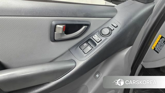 Hyundai The New Grand Starex id 3873523 из Кореи 7