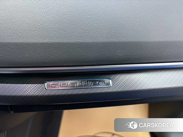 Audi Q5L id 4290581 из Китая 7