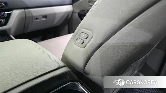 Kia The New Carnival id 4520257 из Кореи 7