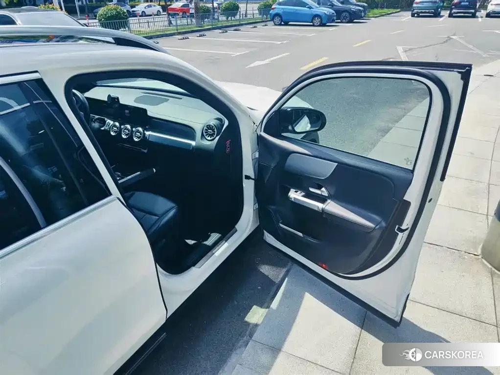 Mercedes-Benz GLB id 4583730 из Китая 7