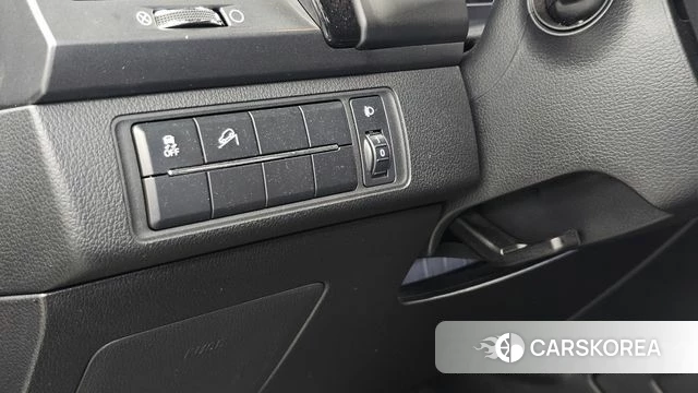 Ssangyong The New Rexton Sports Cannes id 4501244 из Кореи 7