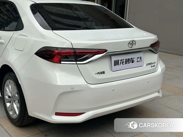 Toyota Corolla id 4313677 из Китая 7