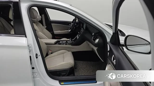 Genesis The New G70 id 3012420 из Кореи 7