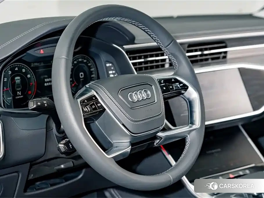 Audi A7L id 4545727 из Китая 7