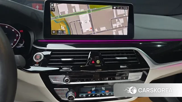 BMW 5 Series (G30) id 3310961 из Кореи 7