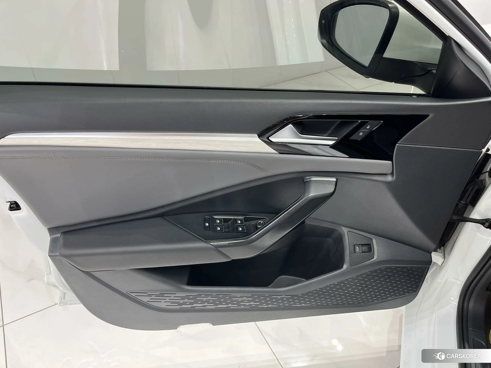Volkswagen Sagitar id 4452094 из Китая 7
