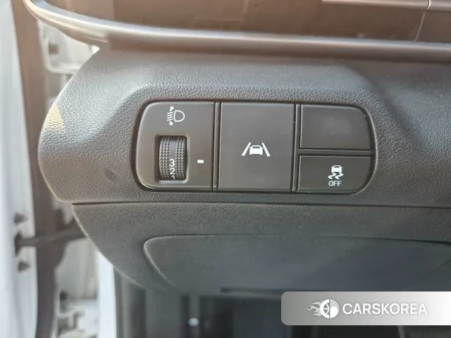 Hyundai Avante (CN7) id 3777604 из Кореи 7