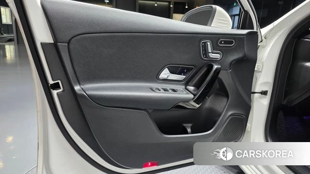 Mercedes-Benz A-Class W177 id 4769946 из Кореи 7