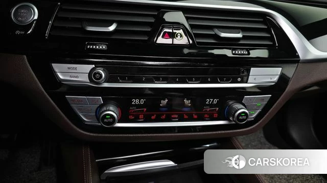 BMW 5 Series (G30) id 4202199 из Кореи 7