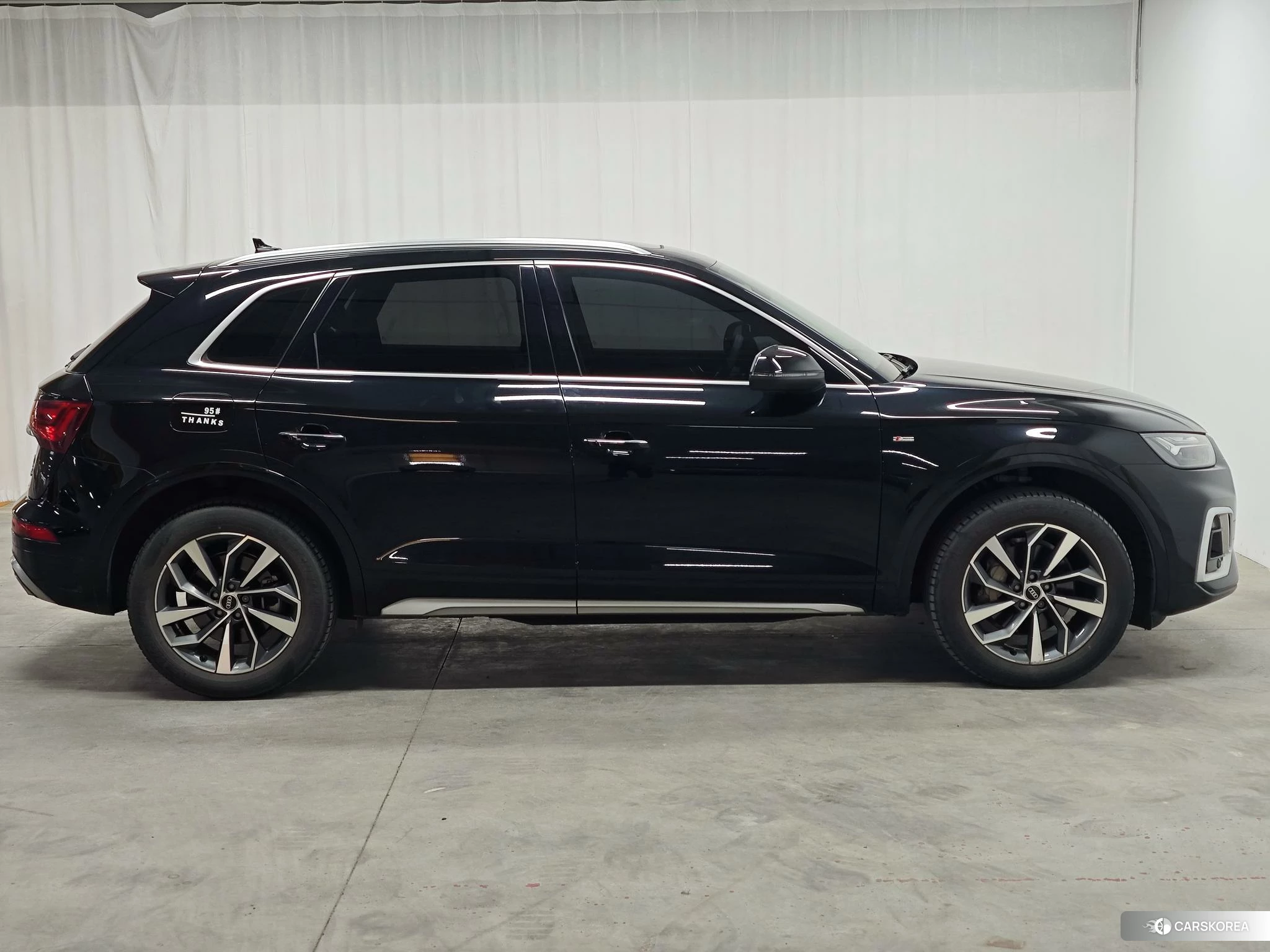 Audi Q5L id 4407460 из Китая 7