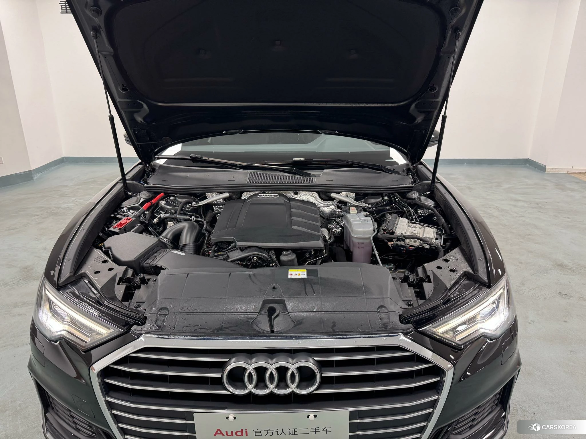 Audi A6L id 4420756 из Китая 7