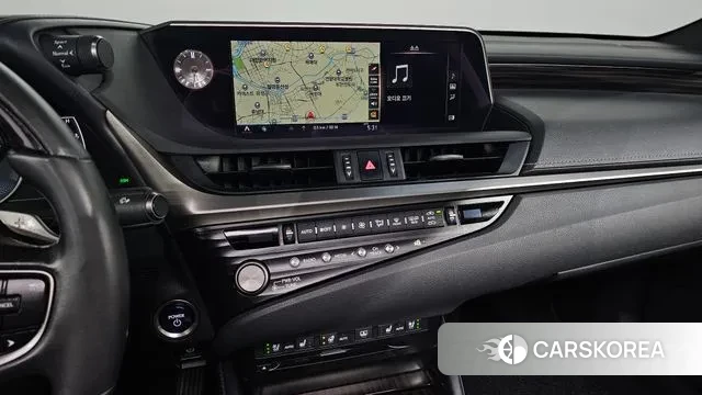 Lexus ES300h 7th generation id 3402023 из Кореи 7