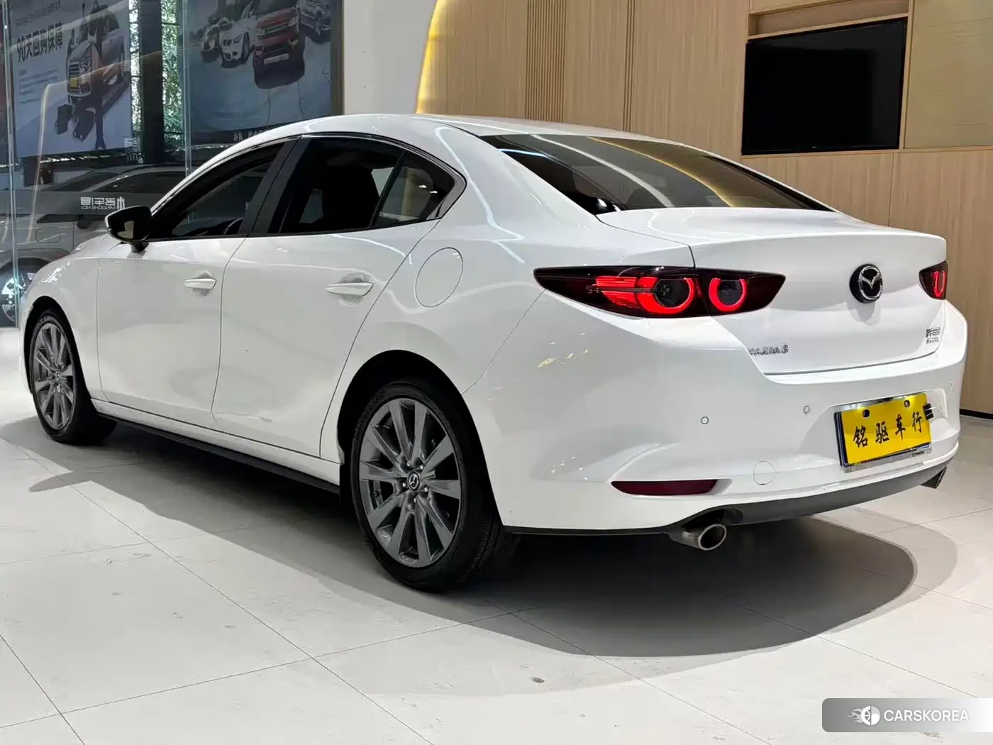 Mazda 3 id 4654562 из Китая 7