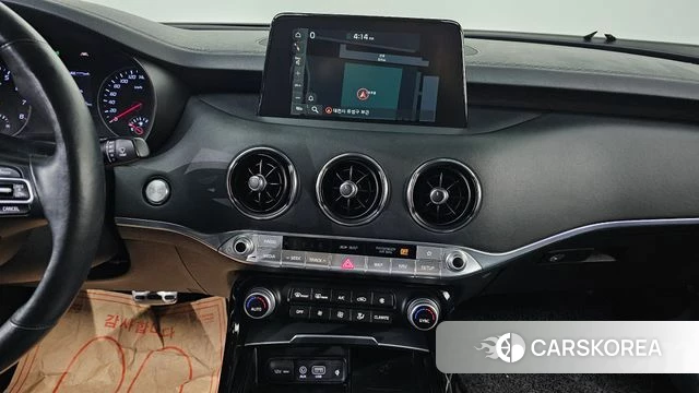 Kia Stinger id 3955428 из Кореи 7