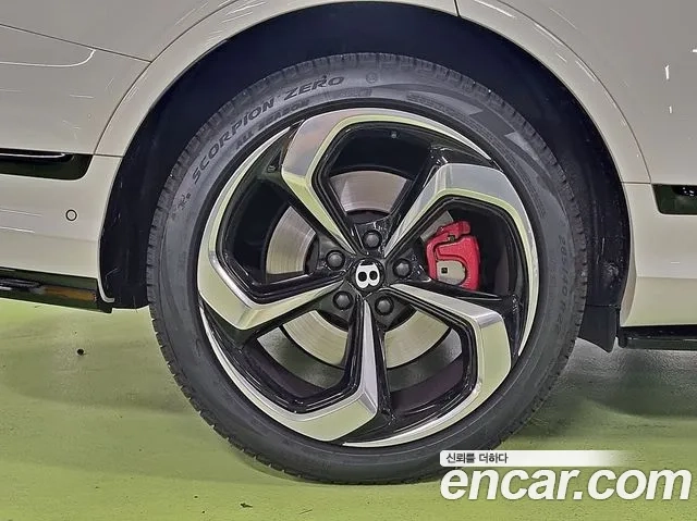 Bentley Bentayga id 2867674 из Кореи 7