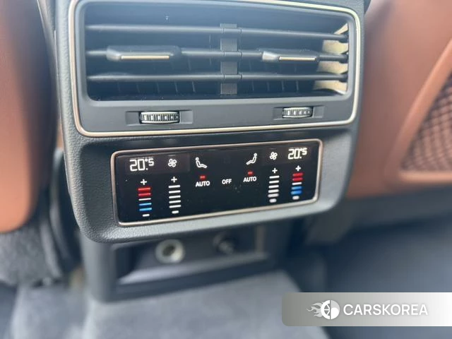 Audi Q7 id 4272008 из Китая 7