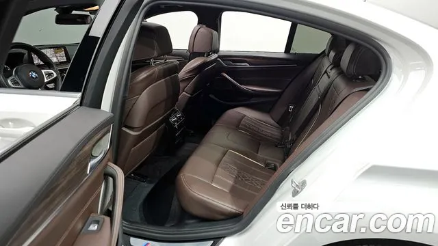 BMW 5 Series (G30) id 2834193 из Кореи 7