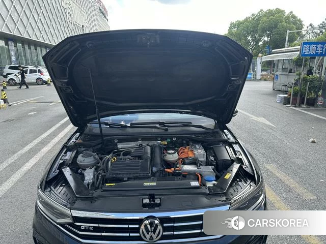 Volkswagen Magotan PHEV id 4336202 из Китая 7