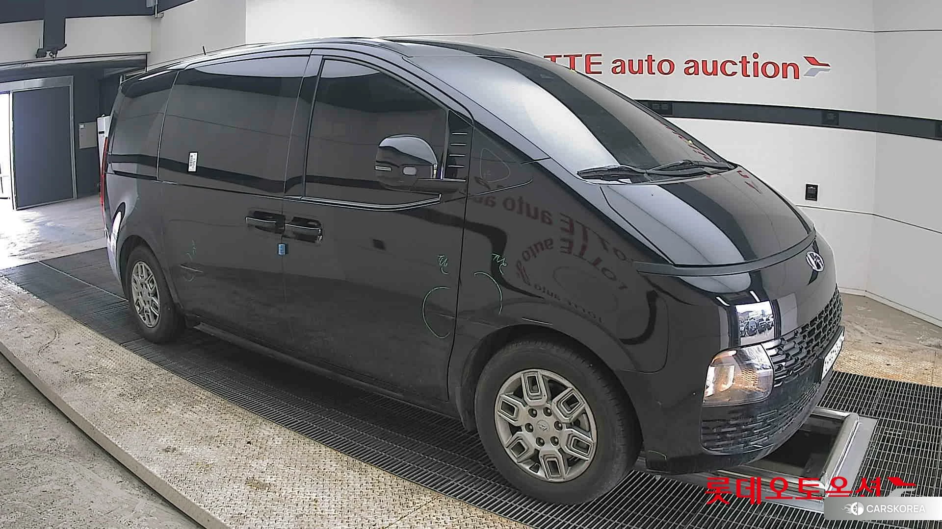 Hyundai Staria id 3888341 из Кореи 7