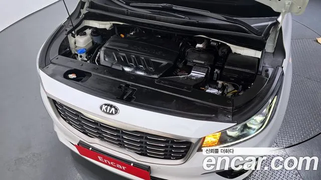 Kia The New Carnival id 2634442 из Кореи 7